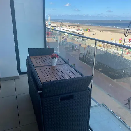 Superbe Vue Avec Balcon